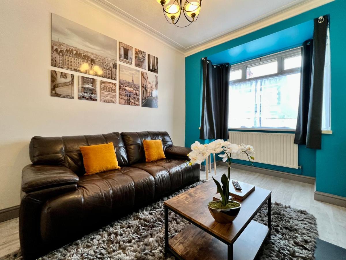 Bramhall House - Great For Contractors Or Family Holidays Клиторпс Экстерьер фото
