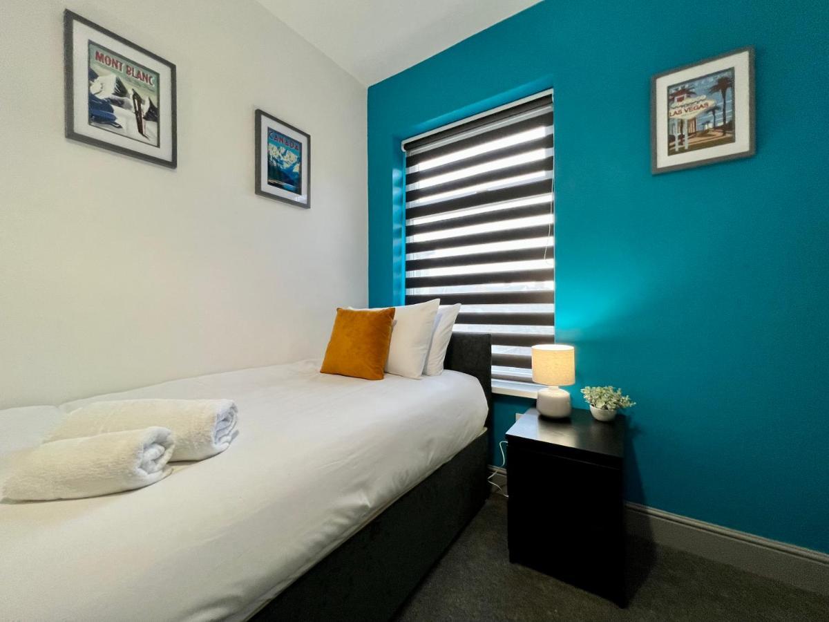 Bramhall House - Great For Contractors Or Family Holidays Клиторпс Экстерьер фото