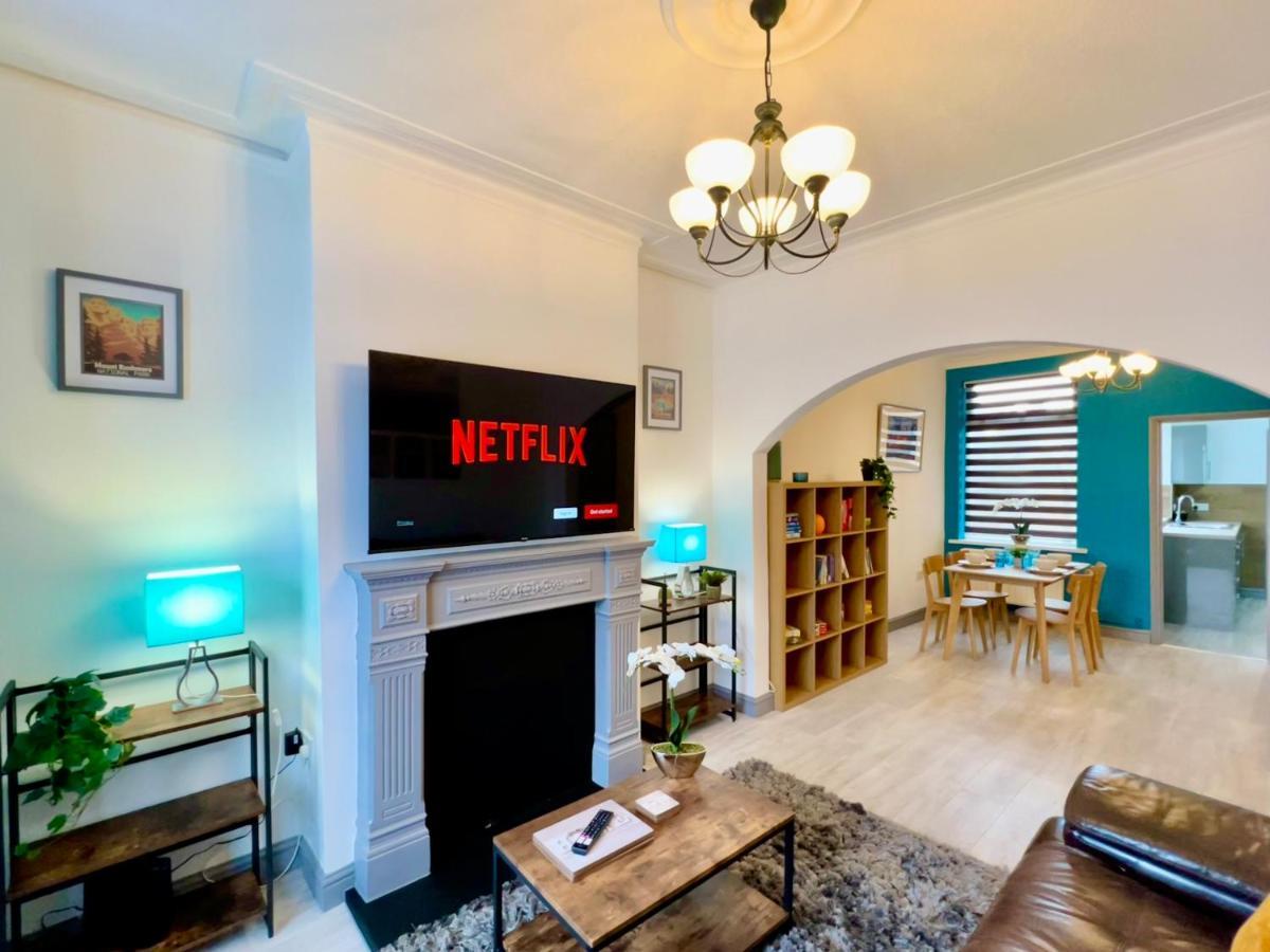 Bramhall House - Great For Contractors Or Family Holidays Клиторпс Экстерьер фото