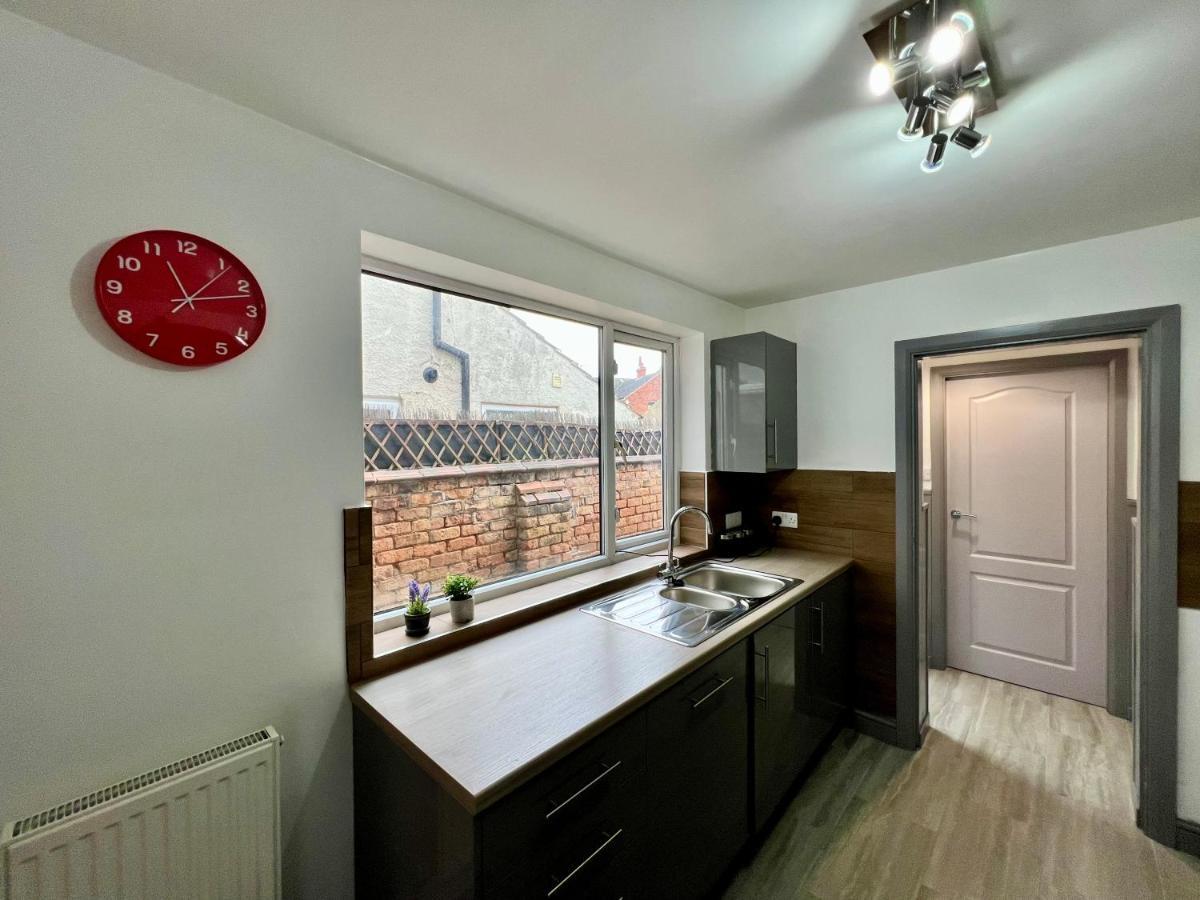 Bramhall House - Great For Contractors Or Family Holidays Клиторпс Экстерьер фото